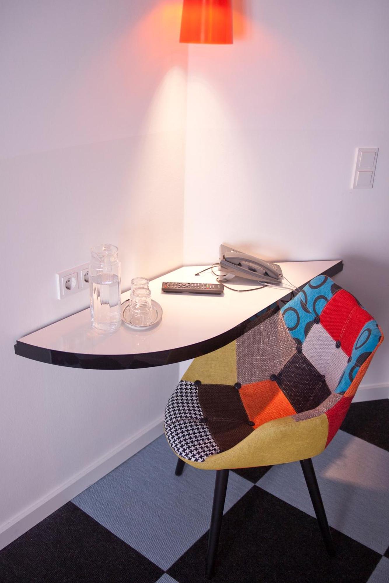 Hotel Cristall - Frankfurt City Франкфурт-на-Майне Экстерьер фото