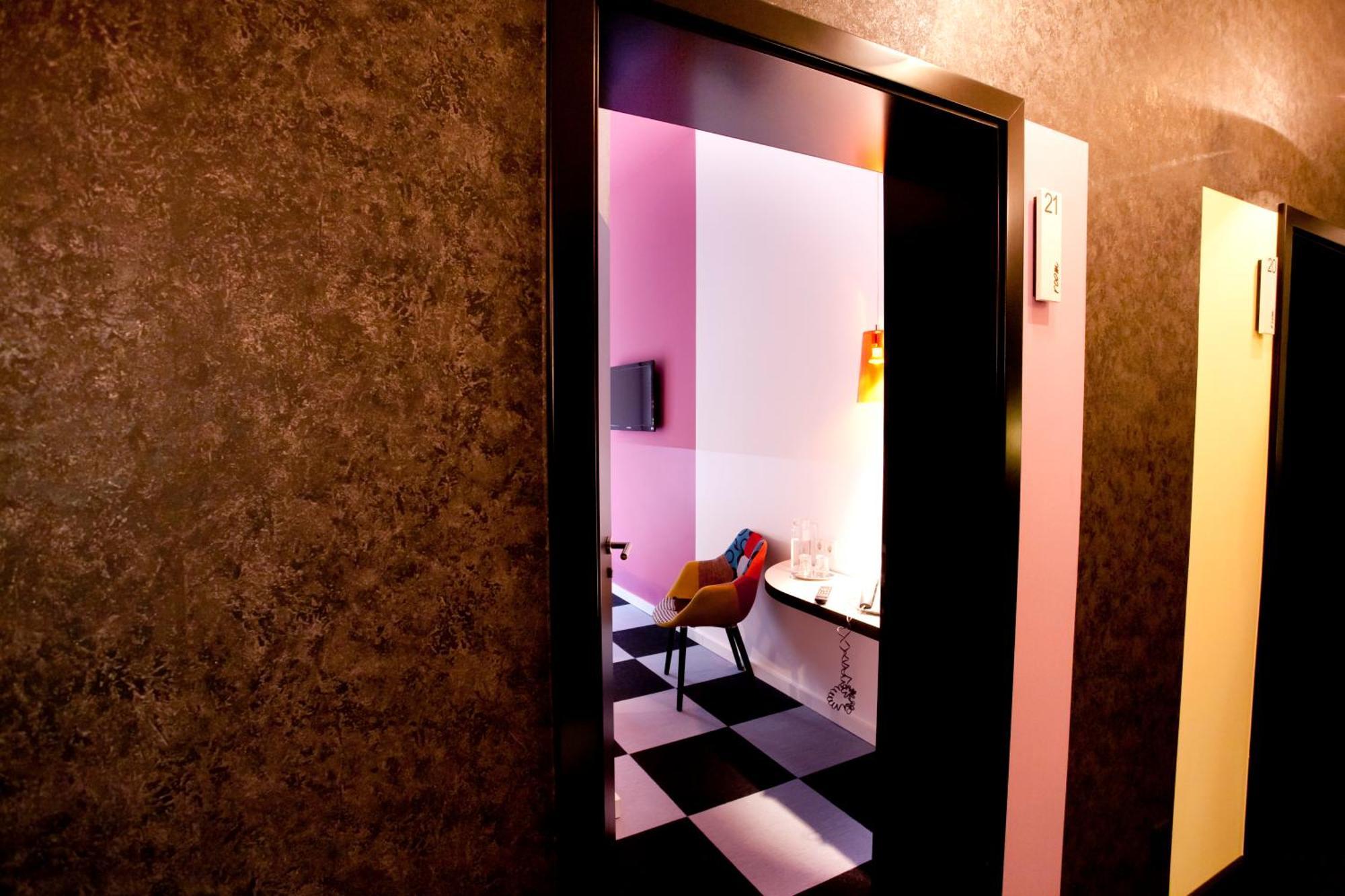 Hotel Cristall - Frankfurt City Франкфурт-на-Майне Экстерьер фото